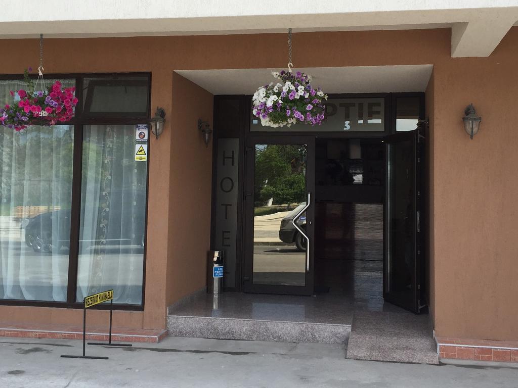 米哈埃拉酒店 马马亚 外观 照片